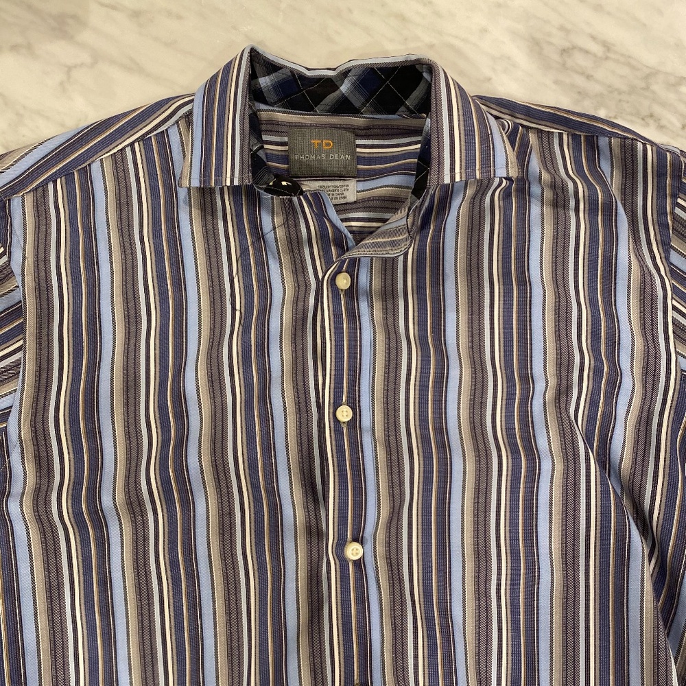 Thomas Dean Long Sleeve Button Down Dress Shirt